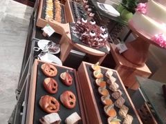 -顺德联塑万怡酒店·万荟轩自助餐厅