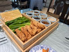 煎饼卷大葱-煎饼卷大葱·非遗传承·潍坊菜(十笏园店)