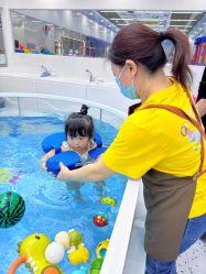 -熊小米专业儿童游泳馆