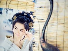 -九月鹰飞汉服摄影工作室