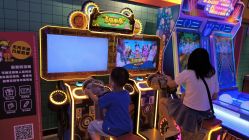 -LuckyStar幸运星家庭娱乐中心(东莞国贸店)