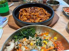 -米村拌饭(银泰中心店)