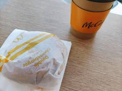 -麦当劳(展览路店)