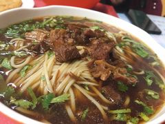 红烧牛肉面-北大学一食堂