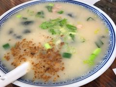 -亚忠小吃店(曾厝垵店)