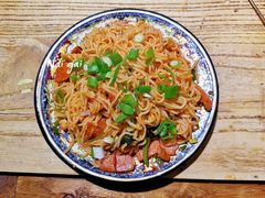 -勃利地摊·勃立小串烧烤