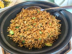 石锅阿婆炒饭-世博源公馆·本帮融合菜·主题包厢·江景餐厅