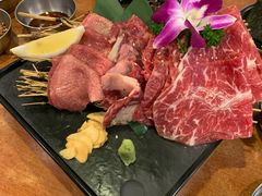 牛肉拼盘-蒜香焼肉PURUSHIN(马场路店)