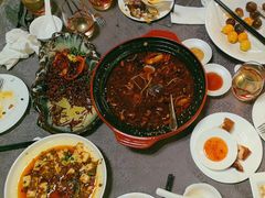 -粤尚腾香居中餐厅(首都机场希尔顿店)