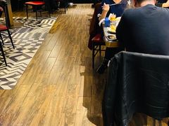 大堂-钱小奴海鲜自助黑金店(杭州滨江龙湖店)