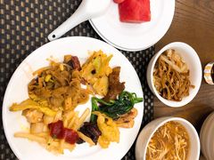 -山明水秀大饭店