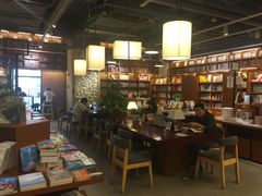 阅读区-博览书店(越秀悦汇天地店)