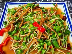 -八两八金·莱芜特色炒鸡(市南漳浦路店)