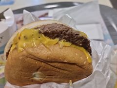 吉士汉堡包-麦当劳(山大路店)