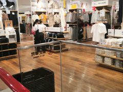 -优衣库(深圳万象天地旗舰店)