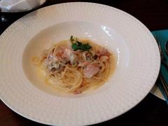 -香格里拉鱼跃地中海西餐厅·牛排披萨
