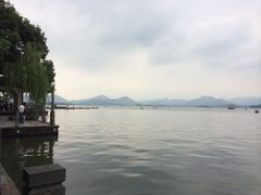 iphone_upload_pic-西湖游船