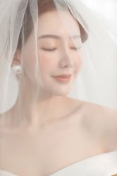 -艾米丽婚纱礼服