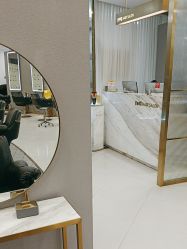 点击看大图 -八佰伴8008星级形象店