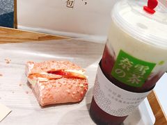 -奈雪的茶(湖滨银泰in77C区PRO店)