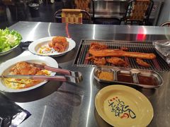 -马路牙子地桌烤肉(工体店)