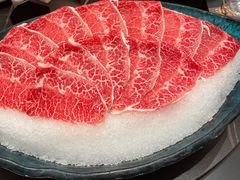 -鼎泰亨·海鲜牛肉餐厅(滨江店)