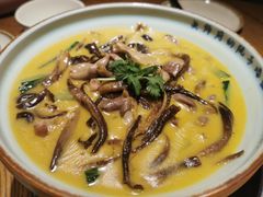 -吃饭皇帝大土家民族菜(正大广场店)