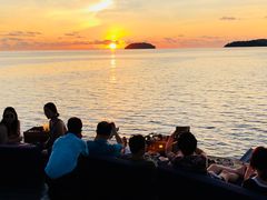-Sunset Bar(丹绒亚路香格里拉店)