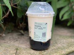 轻波波牛乳-喜茶(广州北京路惠福东店)