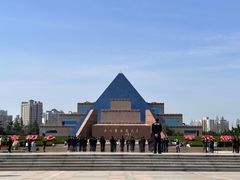 -上海市龙华烈士陵园