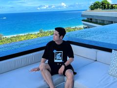 -瑰丽酒店·海吧·天际下午茶·现场DJ·天台酒吧
