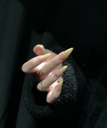 -屿晴·科技美肤SPA美甲美睫