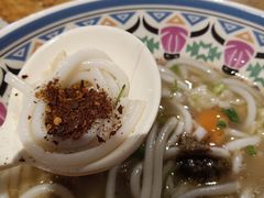 -鑫花溪牛肉米粉(人民广场店)