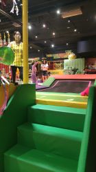 -蹦蹦跳跳(新奥购物中心店)