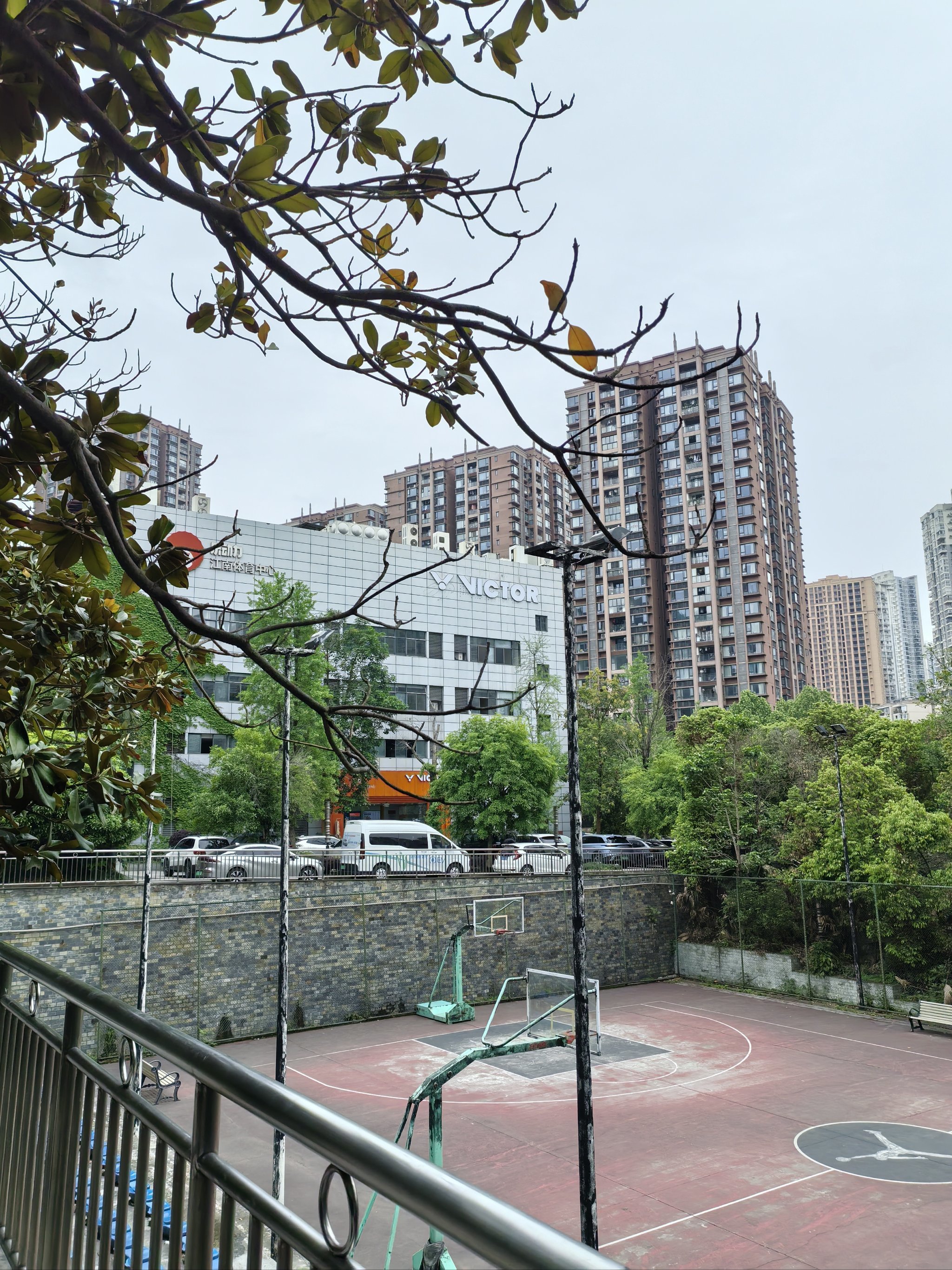 预约流程混乱不堪的小区住宅店