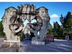 -墨江北回归线标志园