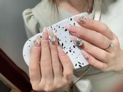 -NEW LOOK-绿麓 · 美甲美睫脱毛工作室