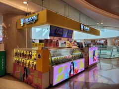 -周黑鸭(重庆江北嘴财信广场店)