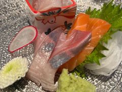 -铭牛烧肉·和牛海鲜自助(高新月牙湖店)