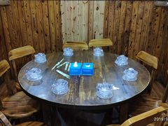 包厢-老东镇啤酒屋海鲜加工·蒸汽海鲜·海鲜烧烤(台东店)