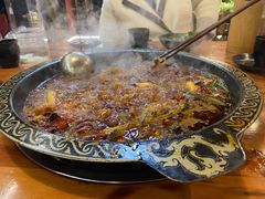 -三道苗苗鱼·美蛙黄辣丁(八里店)