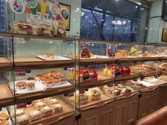 面包甜点陈列柜-新侨三宝乐面包店(崇文门店)