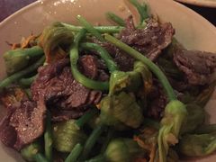 -Cuc Gach Quan Restaurant