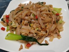 肉丝鸡蛋炒粉-零零後碳烤大排档(曙光星城旗舰店)