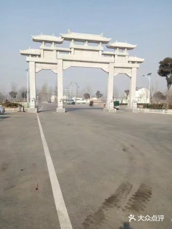 虽然在我们淮北这个小城市,但是近几年感觉旅游业也逐渐
