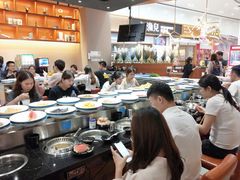大堂-钱小主·自助回旋烤肉火锅餐厅(东方新天地店)
