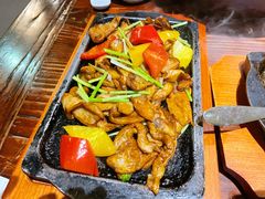 皱皮椒炒牛干菌-云来居素食馆(南山店)