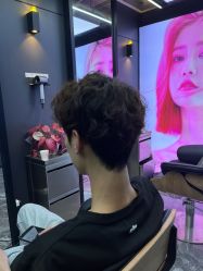 -藤野造型•烫染专业店