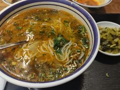 -云阿蛮云南生烫牛肉米线(奉贤路店)