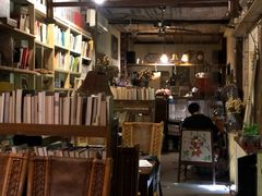 -斯多格书乡(北京大学畅春园店)